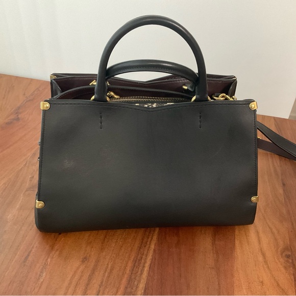 Coach Mason Caryall in black smooth leather with snakeskin detail - Picture 9 of 10